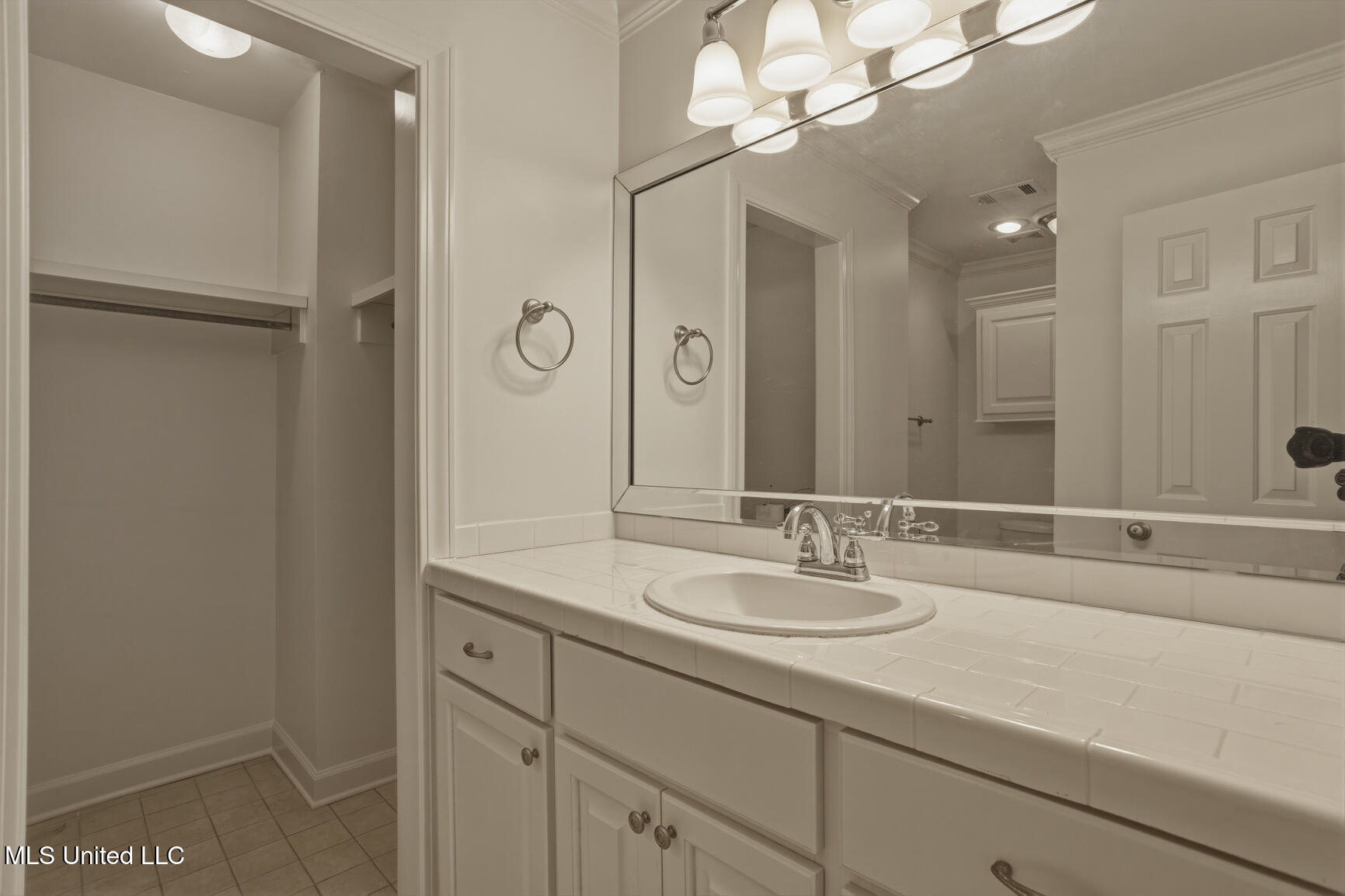 35 Eastbrooke Street Jackson, MS 39216 - Photo 22 of 31 35 Eastbrook-22