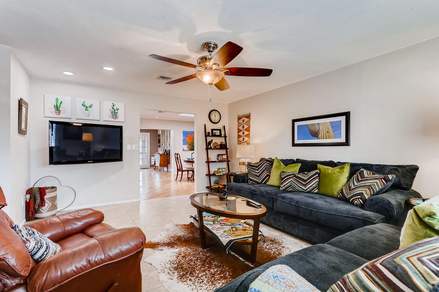 3826 East Bloomfield Road Phoenix, AZ 85032 - Photo 11 of 43 Living Room