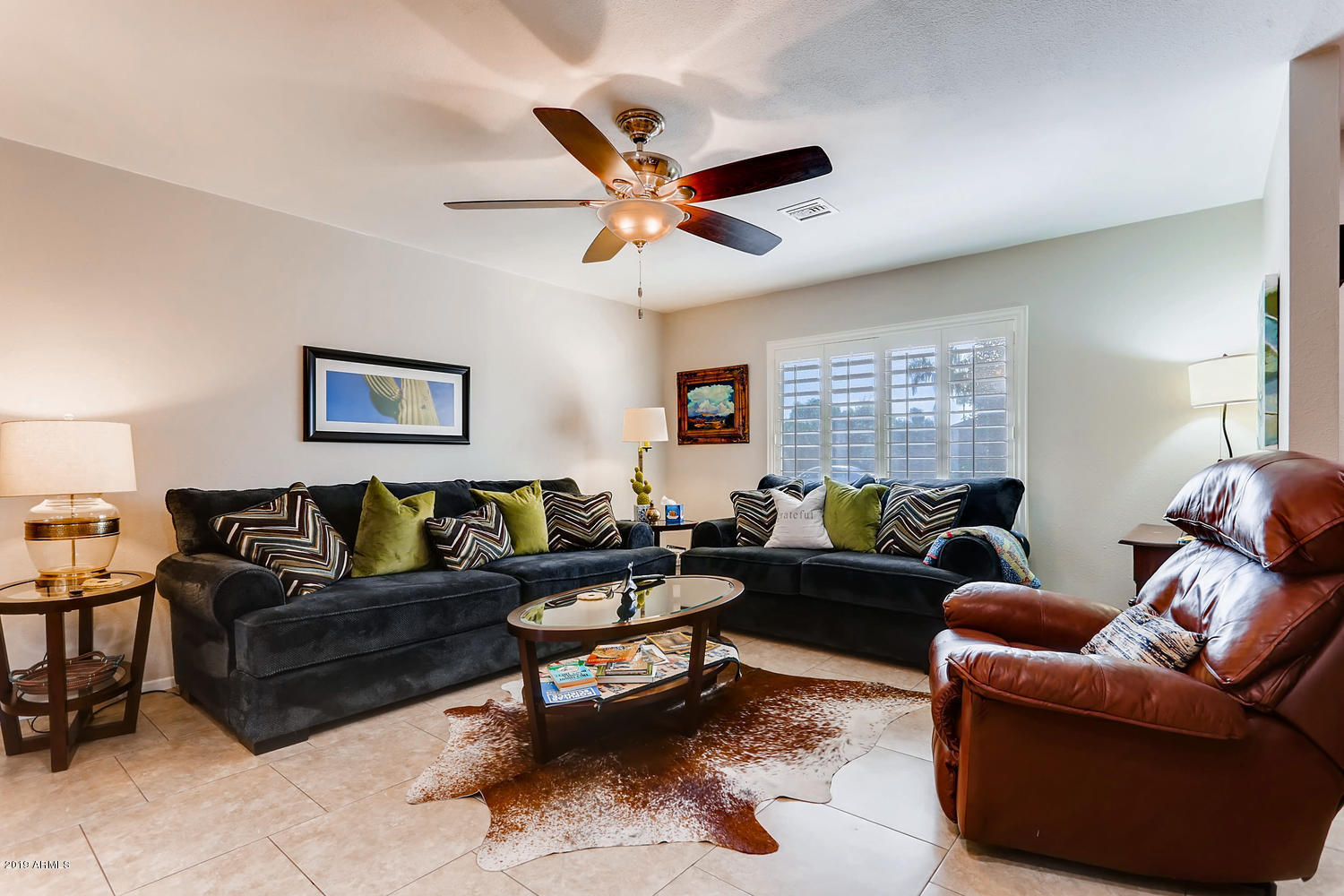 3826 East Bloomfield Road Phoenix, AZ 85032 - Photo 9 of 43 Living Room
