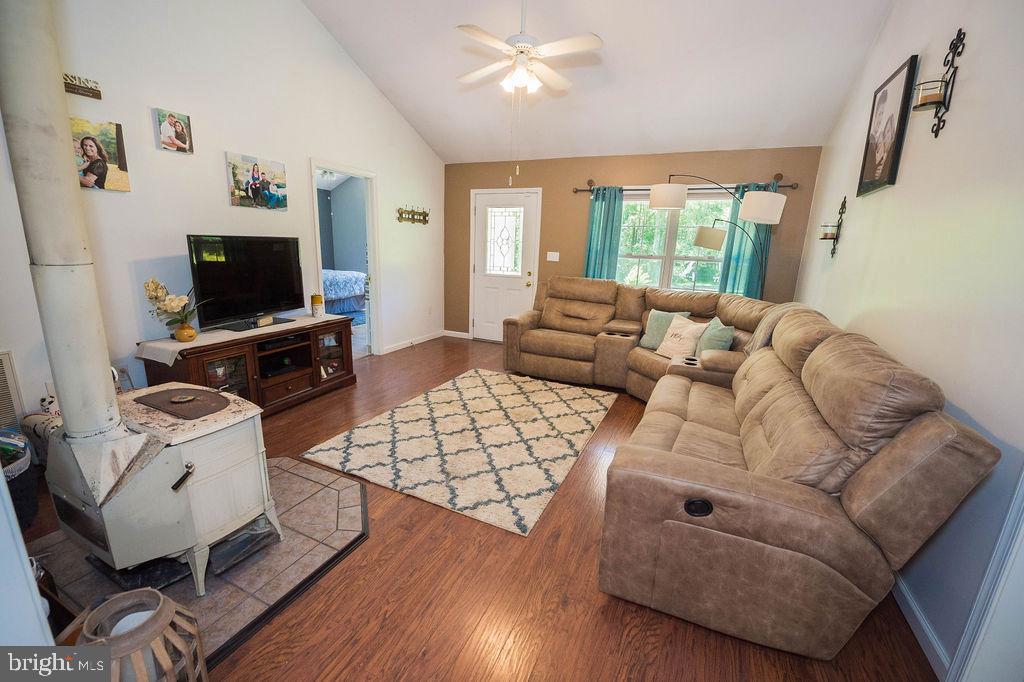 4108 Red House Road Snow Hill, MD 21863 - Photo 4 of 100 Gallery Image 4
