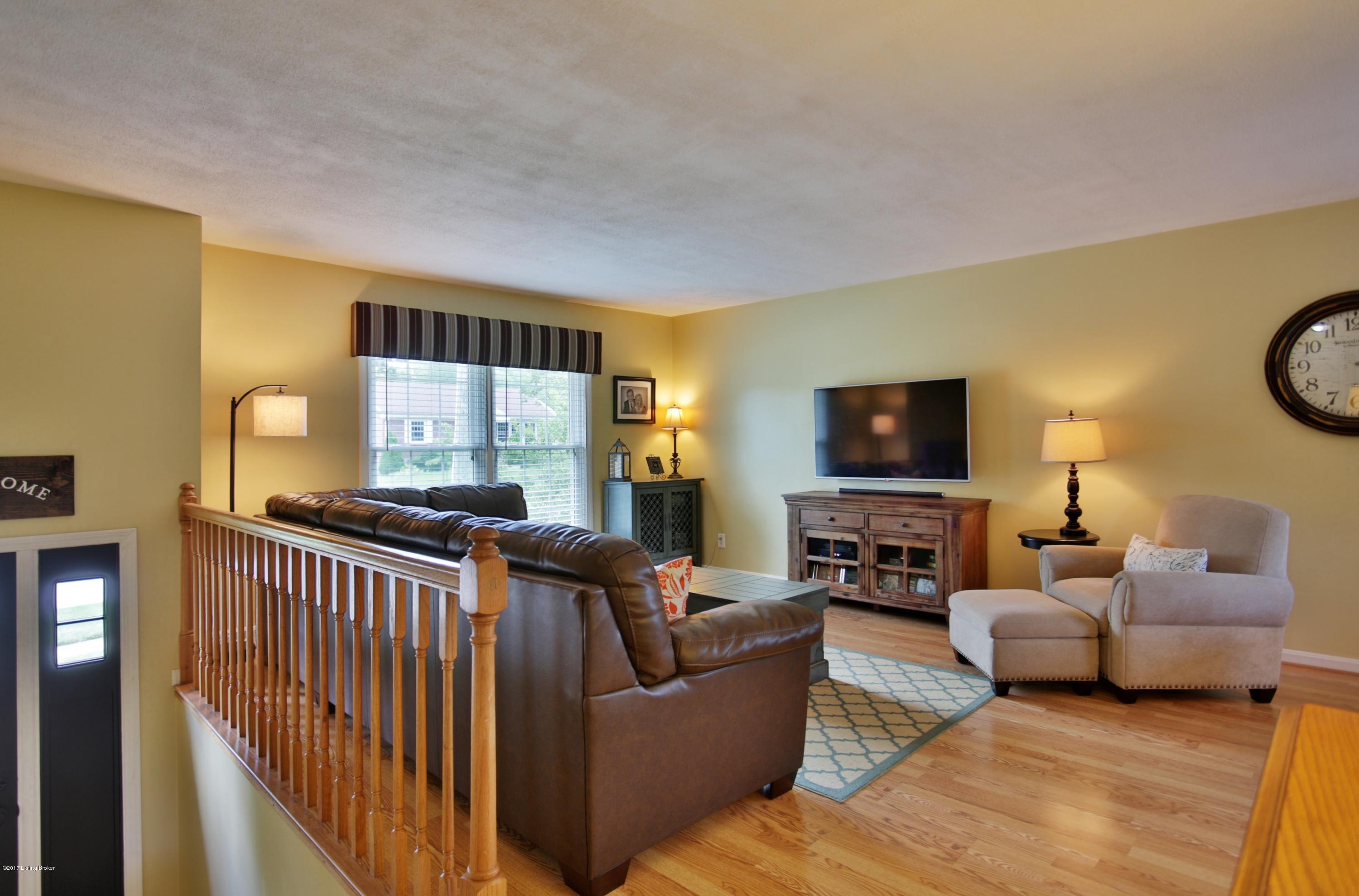 12210 Hardwick Road Louisville, KY 40243 - Photo 11 of 44 11