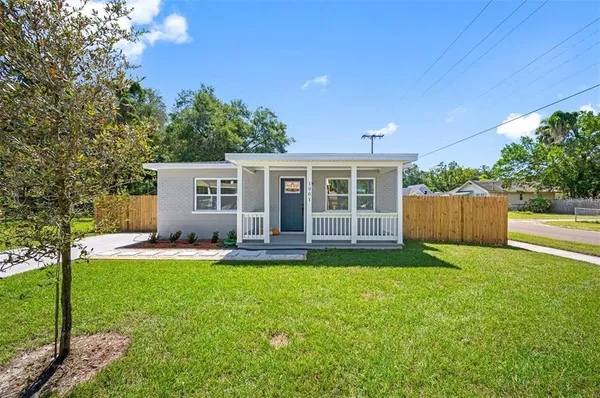 $2,500 | 1901 East New Orleans Avenue, Tampa, FL 33610