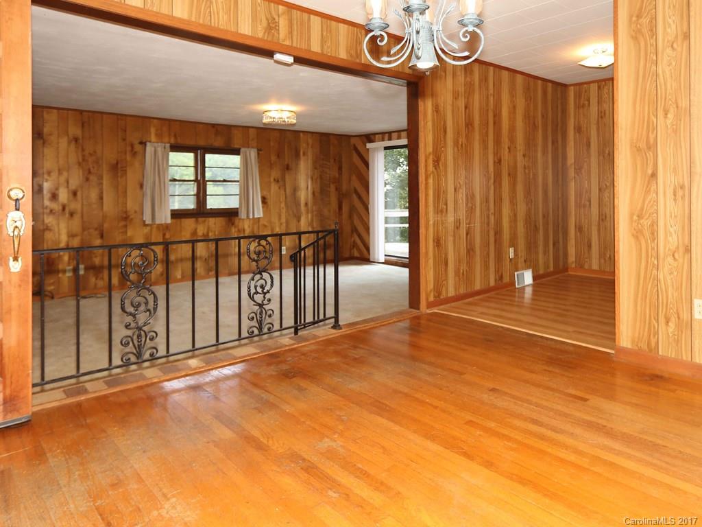 457 Pot Leg Road Waynesville, NC 28785 - Photo 3 of 20