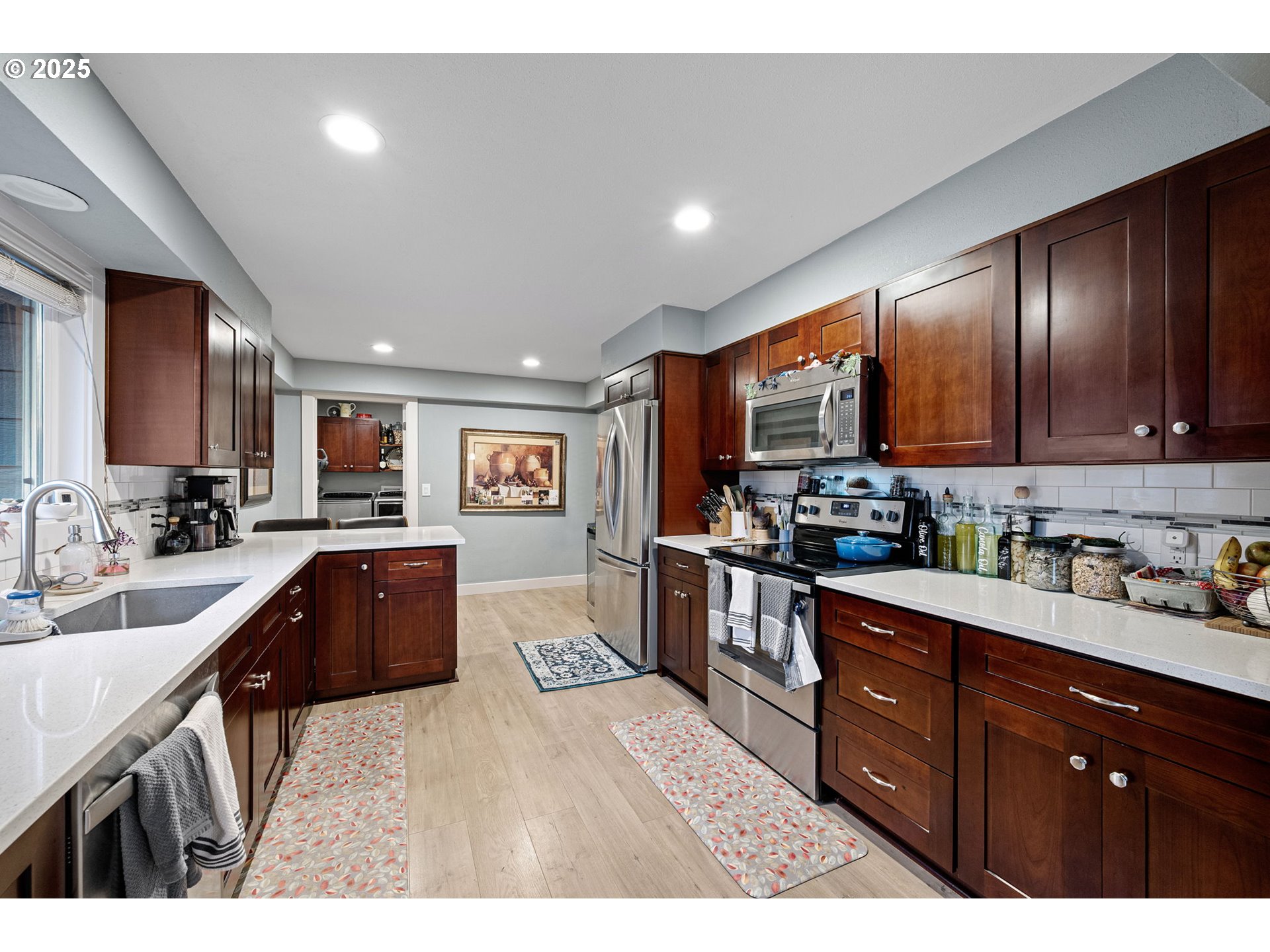 355 River Loop 2 Eugene, OR 97404 - Photo 12 of 47 Kitchen