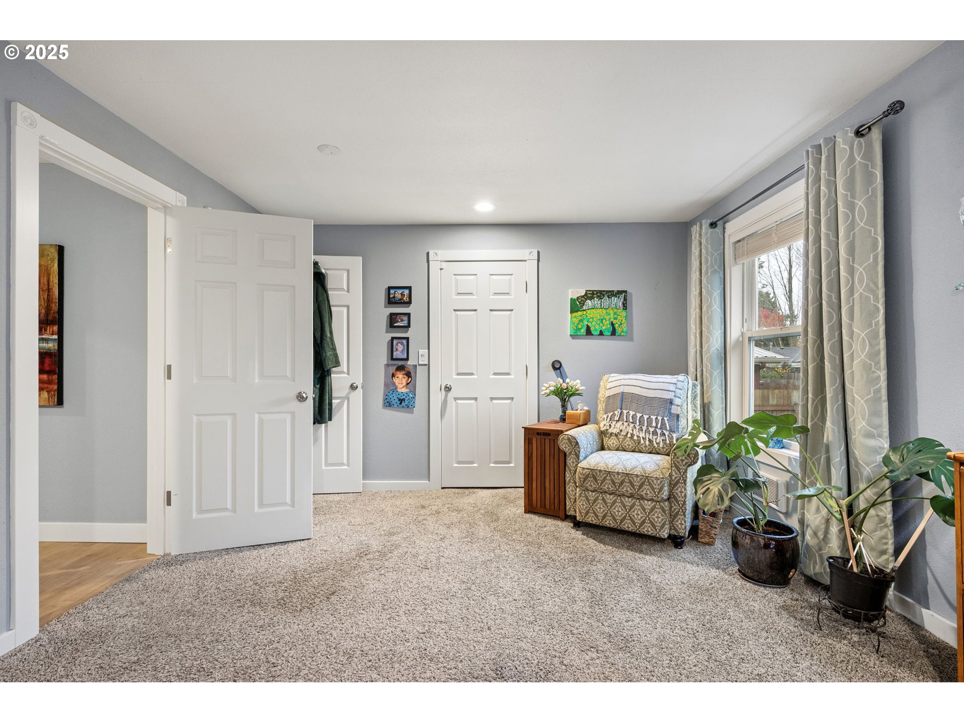 355 River Loop 2 Eugene, OR 97404 - Photo 23 of 47 Bedroom, Primary