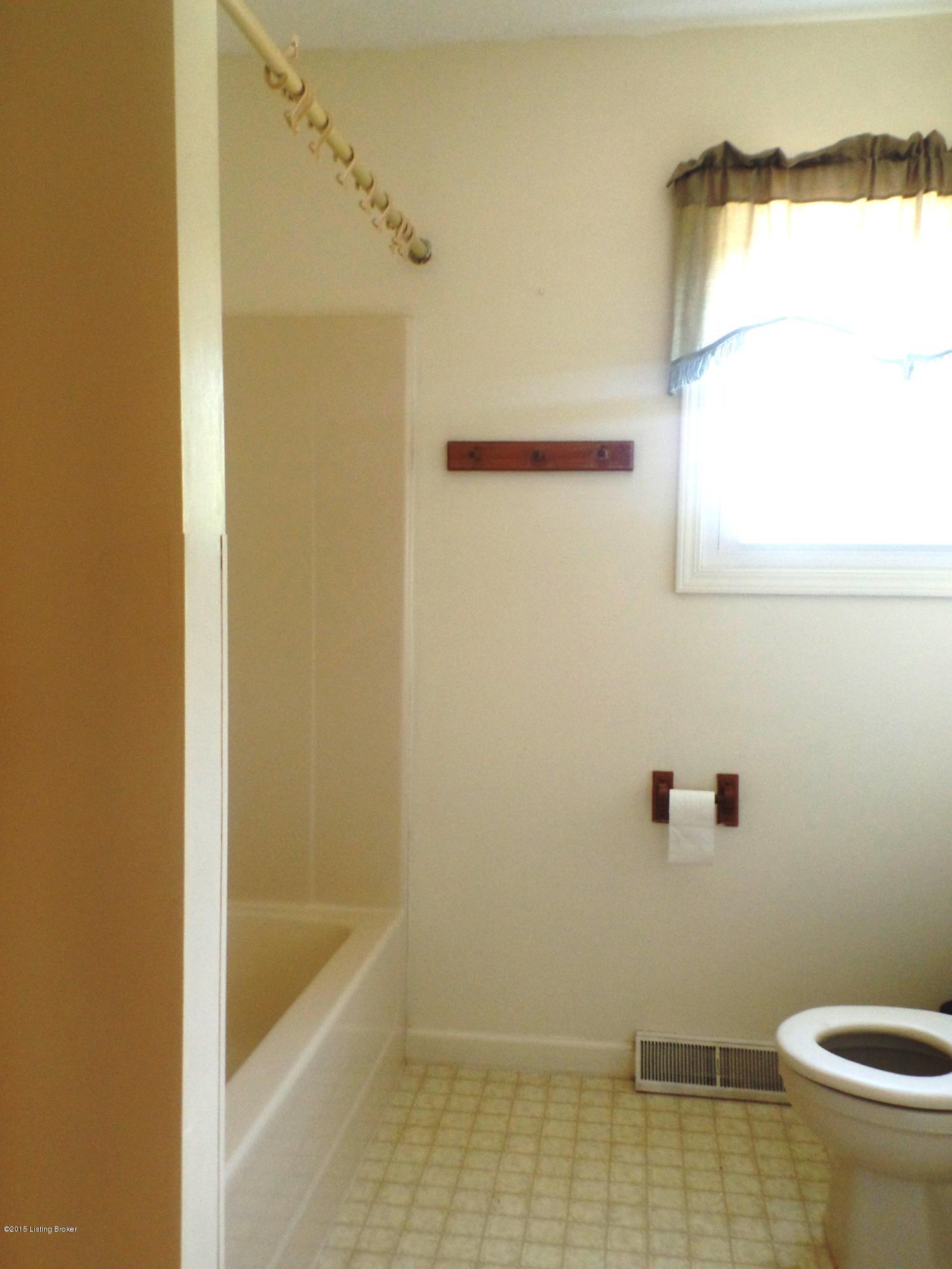 3237 Lone Star Road Upton, KY 42784 - Photo 12 of 27 SAM_0985