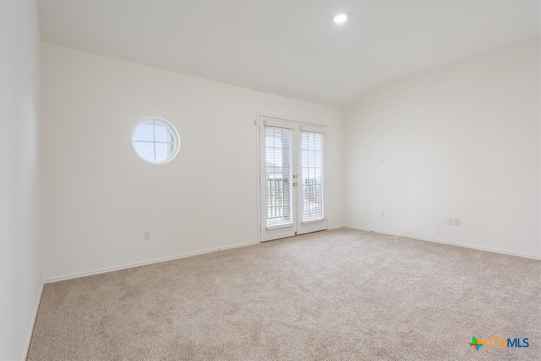 240 Foster Lane Jarrell, TX 76537 - Photo 19 of 44