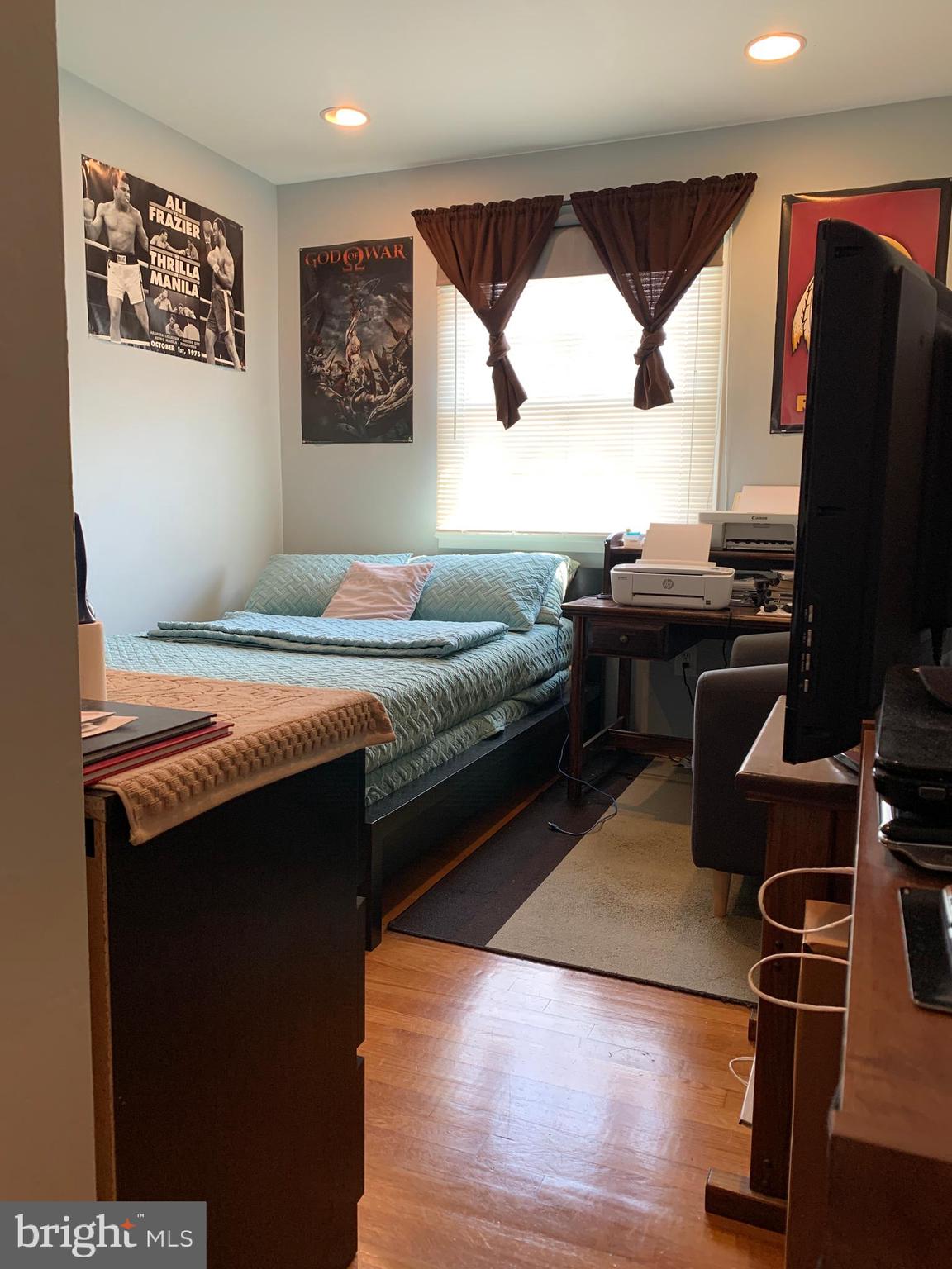 13648 Kingsman Road Woodbridge, VA 22193 - Photo 24 of 40 Bedroom 2