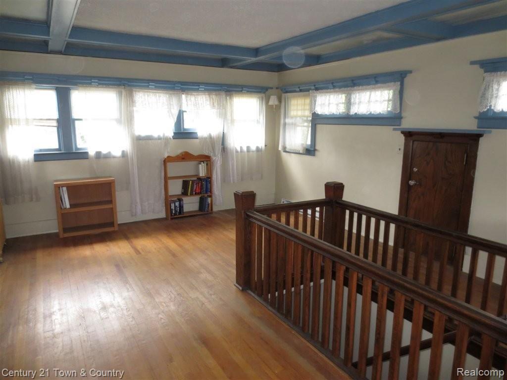 75 Cherokee Road Pontiac, MI 48341 - Photo 3 of 21 Cherokee Upper Level Guest Rm.jp