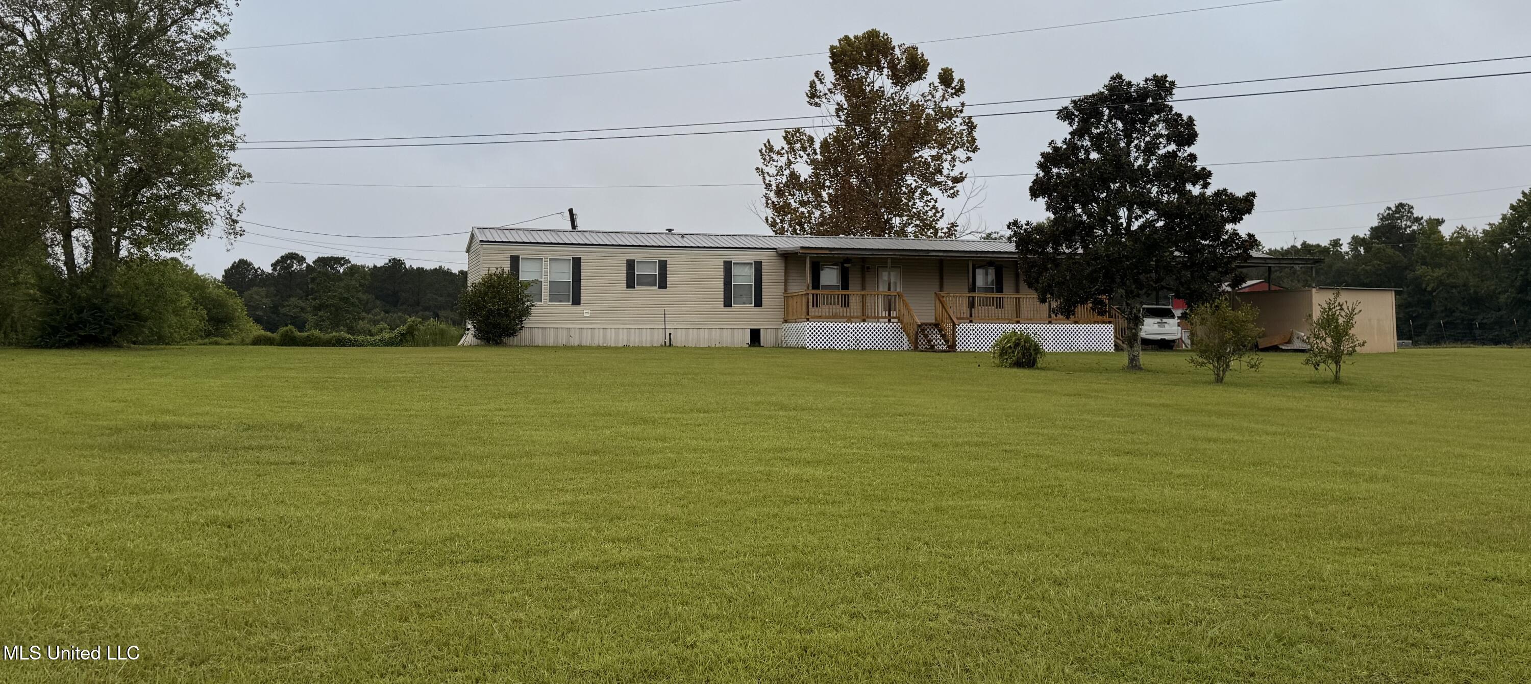 953 Bouie Road Carriere, MS 39426 - Photo 3 of 28 IMG_3255