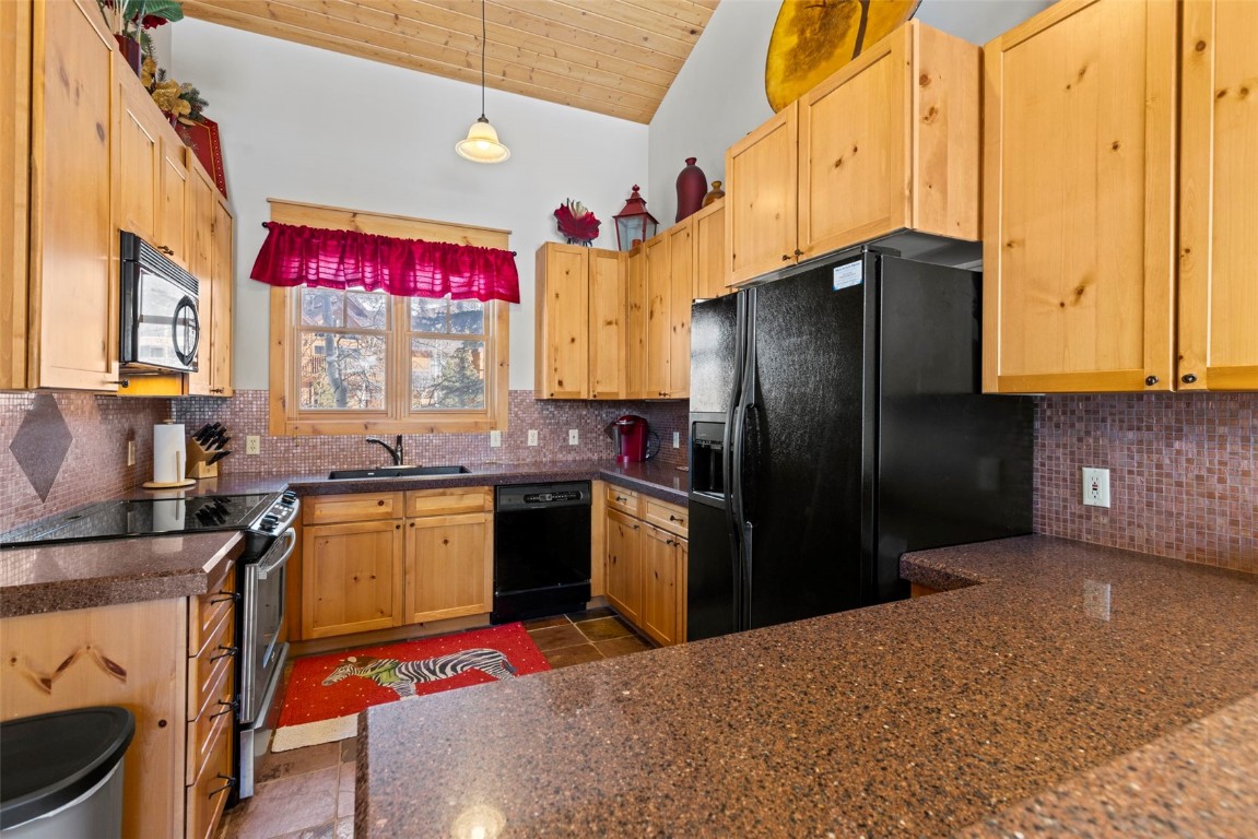 22 Snake River Road, Unit 13 Keystone, CO 80435 - Photo 13 of 47 Gallery Image 13
