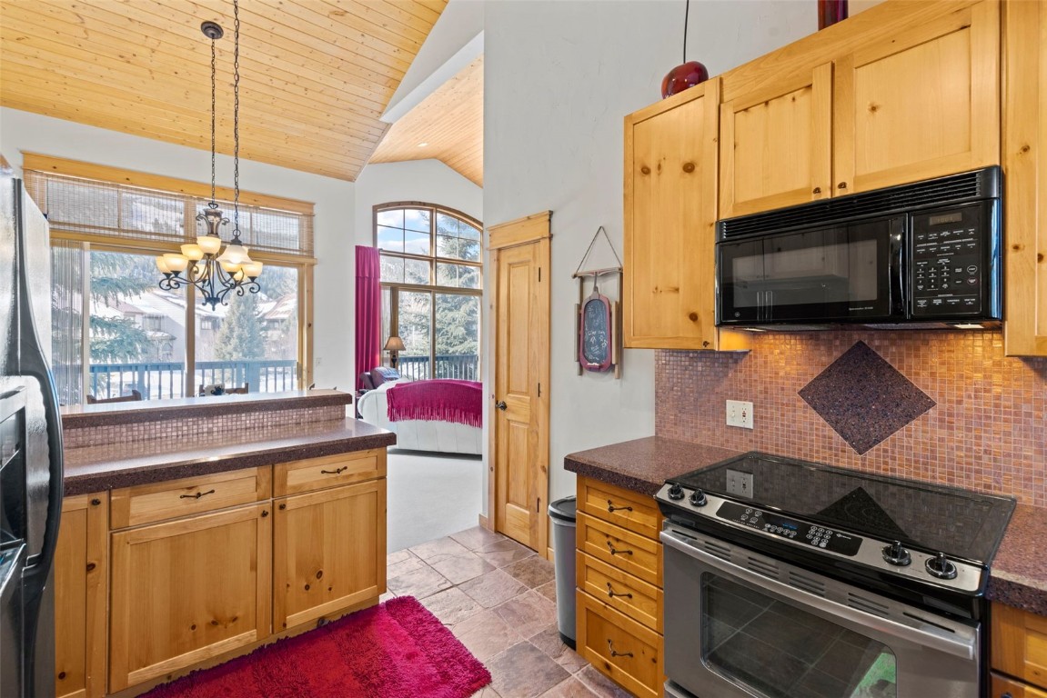 22 Snake River Road, Unit 13 Keystone, CO 80435 - Photo 14 of 47 Gallery Image 14