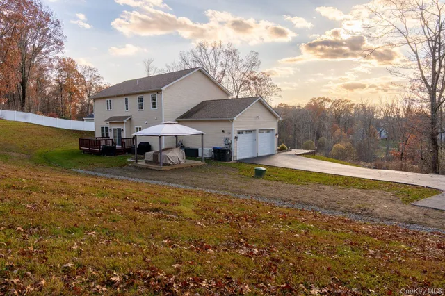 $795,000 | 15 Max Way, Newburgh, NY 12550