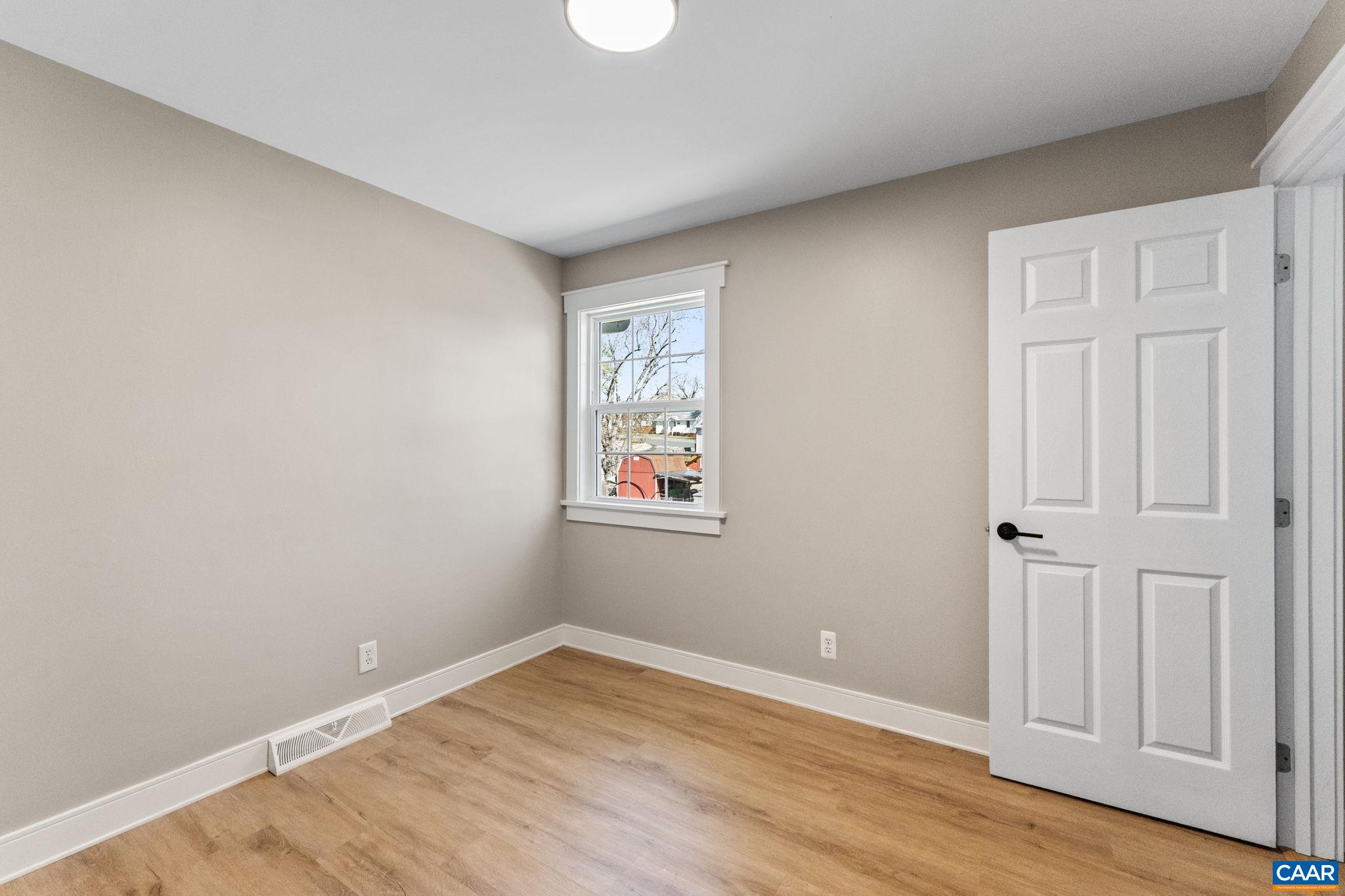 1659 Meridian Street Charlottesville, VA 22902 - Photo 18 of 30