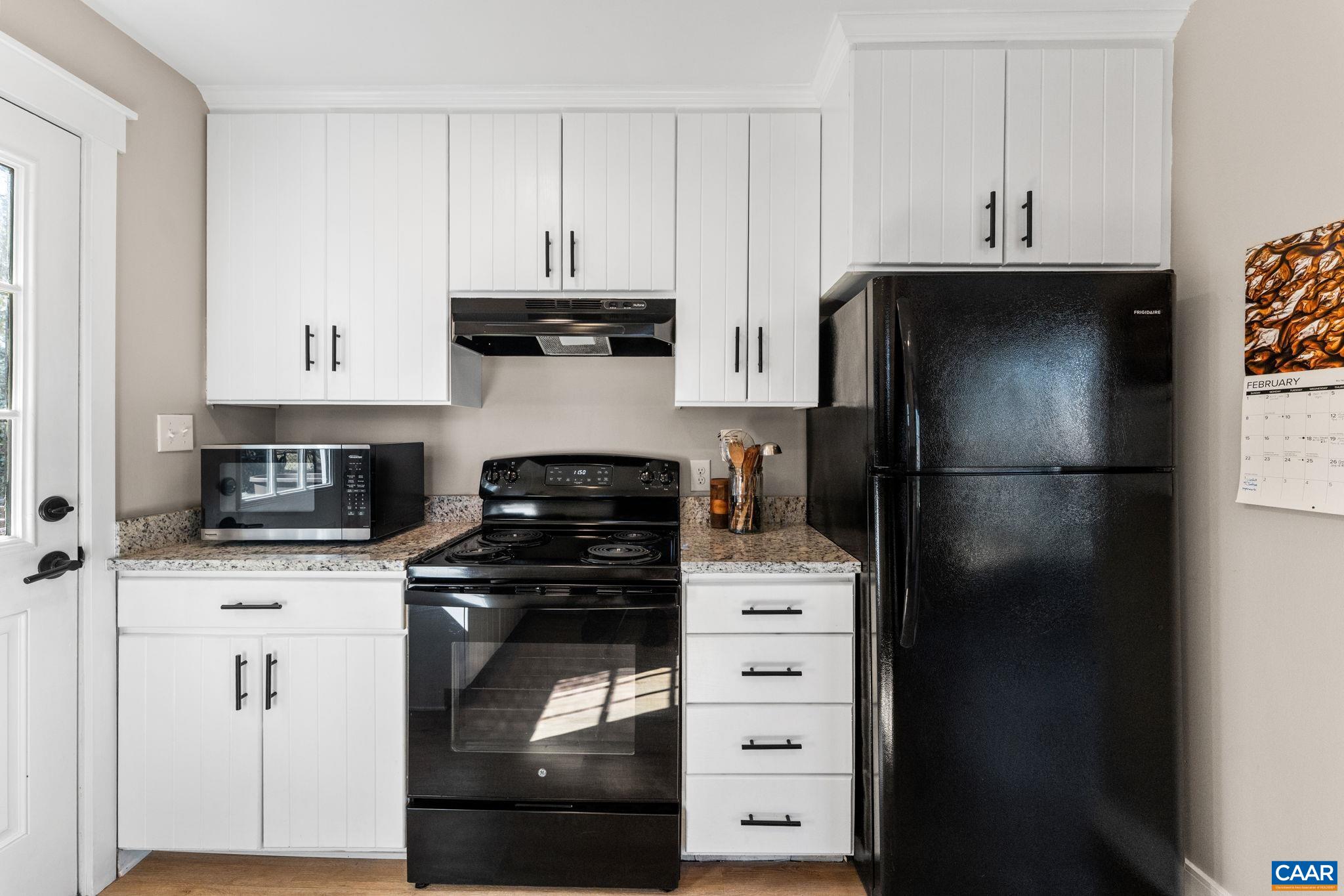 1659 Meridian Street Charlottesville, VA 22902 - Photo 8 of 30