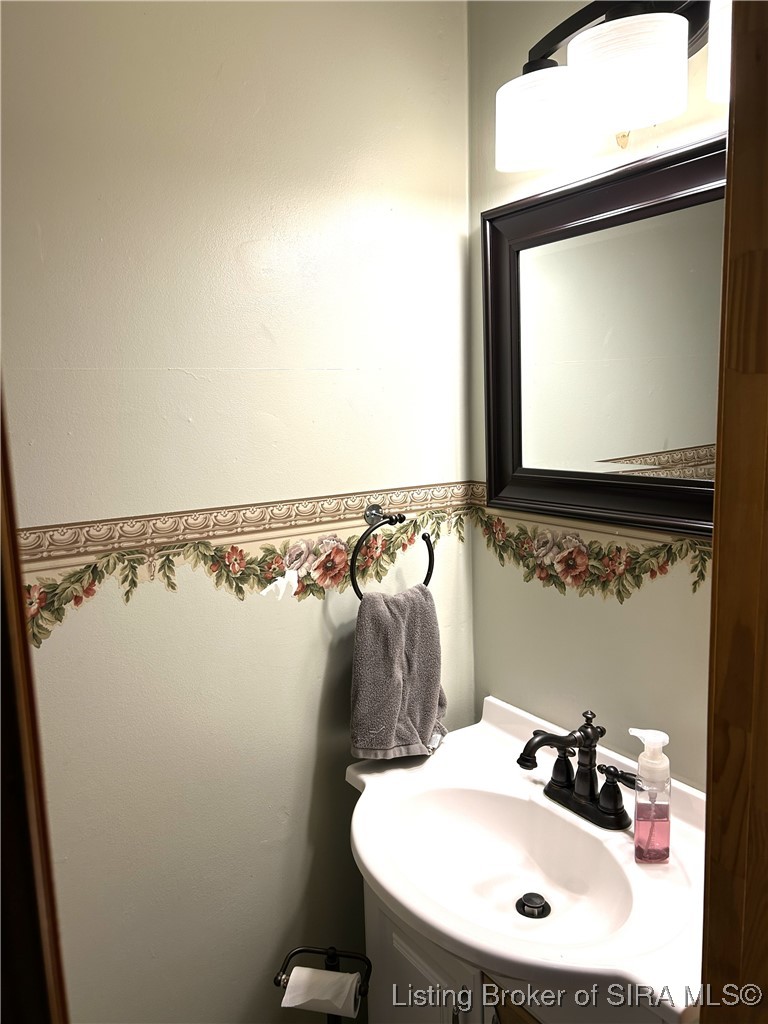 130 Jessup Lane Madison, IN 47250 - Photo 16 of 24 1/2 Bath