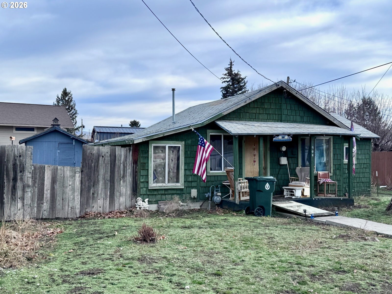 306 4th Street Baker City, OR 97814 - Photo 1 of 11 a front view of a house