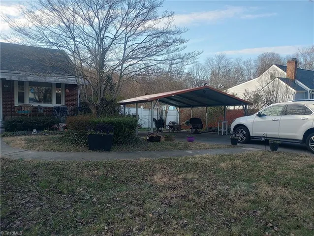 $147,500 | 4004 Dalton Street, Winston-Salem, NC 27105