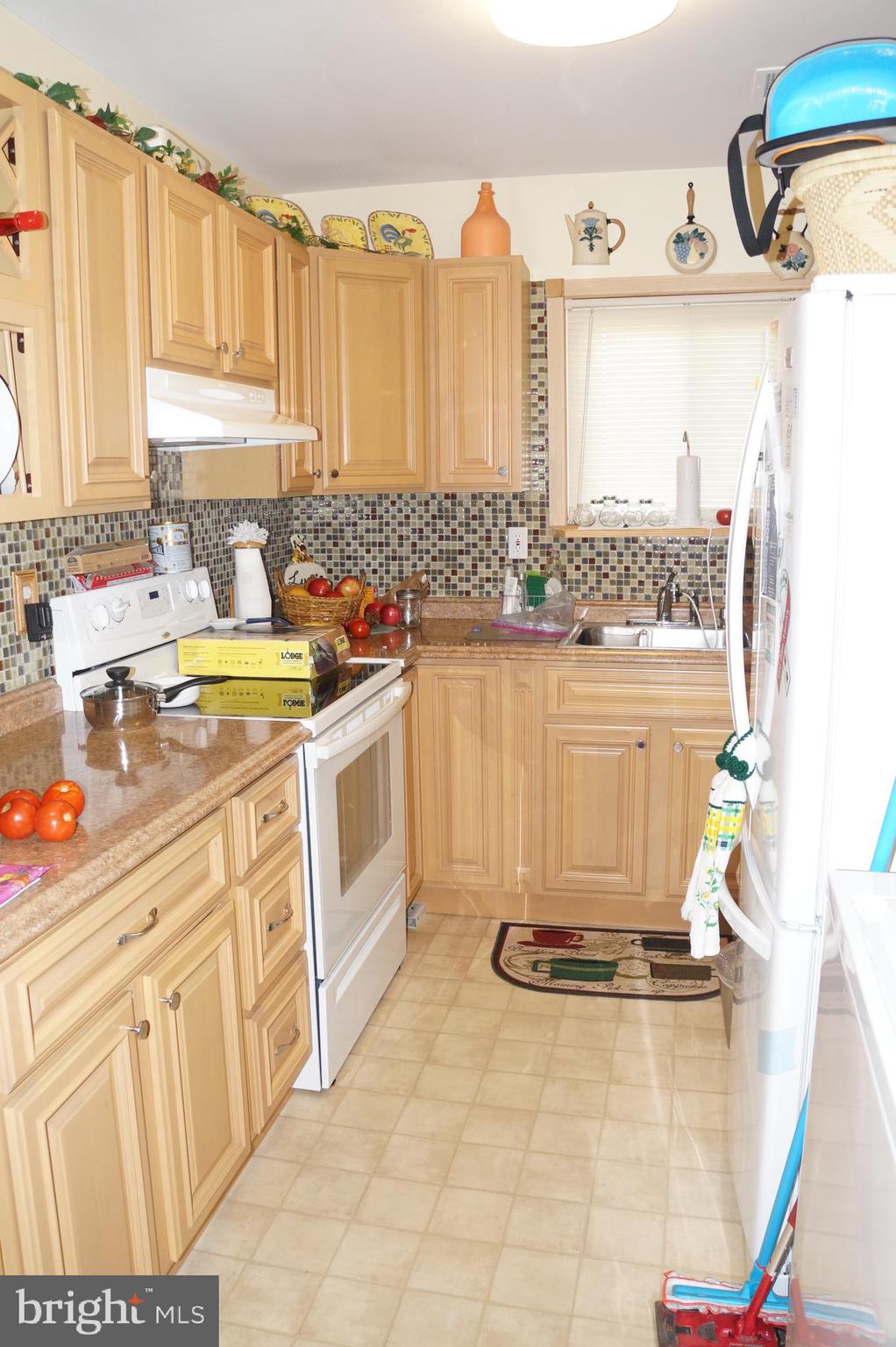 3922 Rolling Rd., Unit 11 Baltimore, MD 21208 - Photo 8 of 12