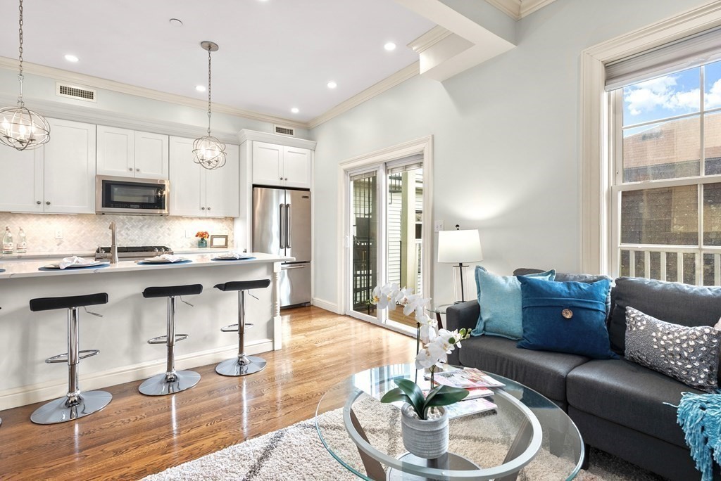 31 Brighton Street, Unit 2 Boston, MA 02129 - Photo 4 of 17