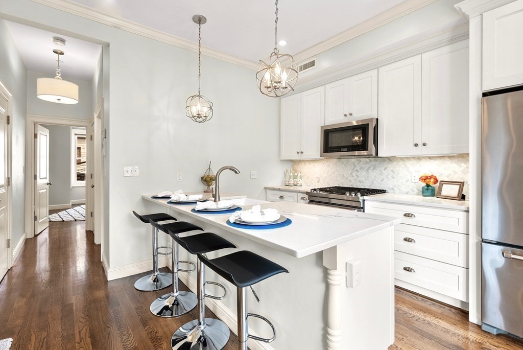 31 Brighton Street, Unit 2 Boston, MA 02129 - Photo 5 of 17