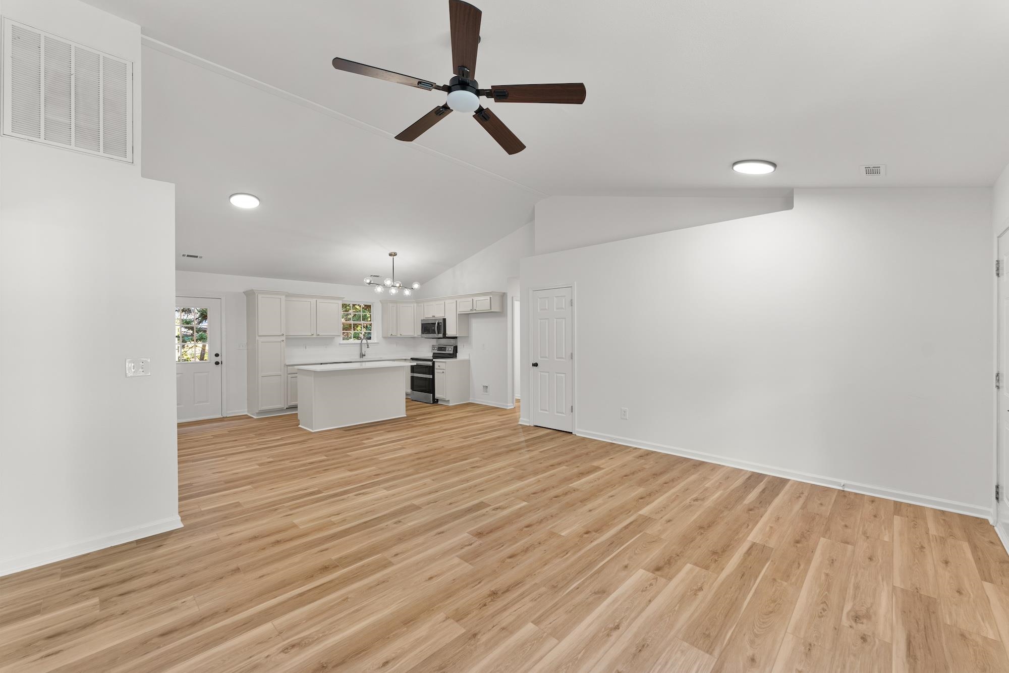 159 Falcon Ridge Drive Boiling Springs, SC 29316 - Photo 5 of 29 Gallery Image 5