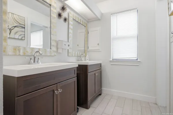 $685,000 | 14502 Circle A Trail, Helotes, TX 78023