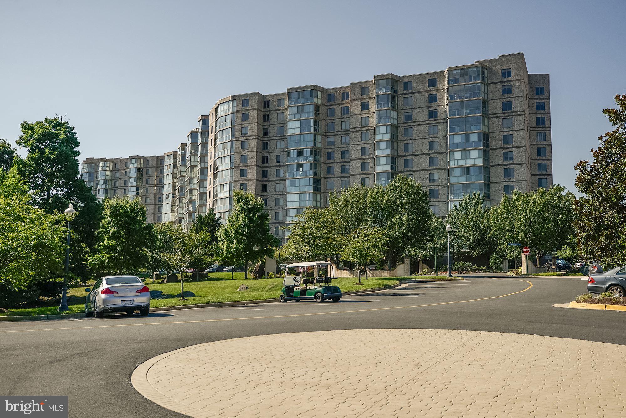 19385 Cypress Ridge Terrace, Unit 722 Leesburg, VA 20176 - Photo 1 of 10
