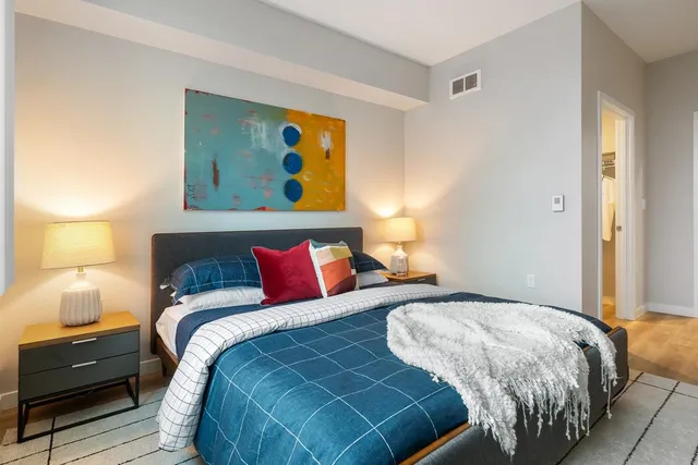 $357,400 | 260 Brooklyn Basin Way, Unit 536, Oakland, CA 94606