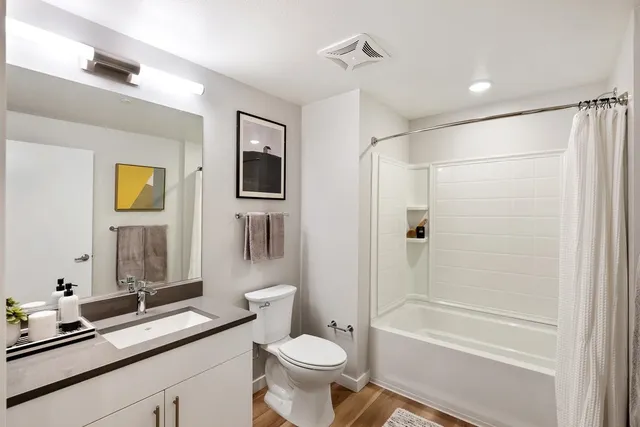 $357,400 | 260 Brooklyn Basin Way, Unit 536, Oakland, CA 94606