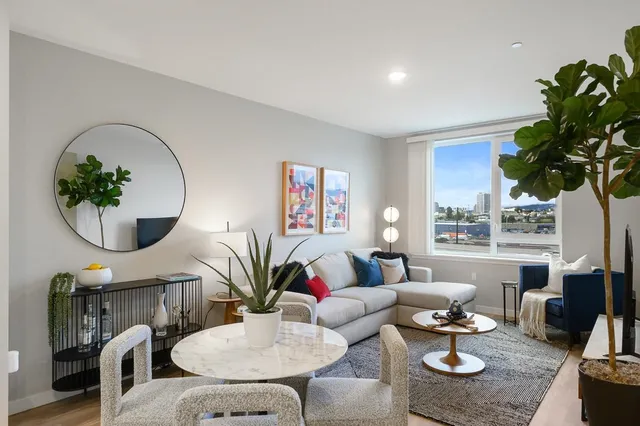 $357,400 | 260 Brooklyn Basin Way, Unit 536, Oakland, CA 94606