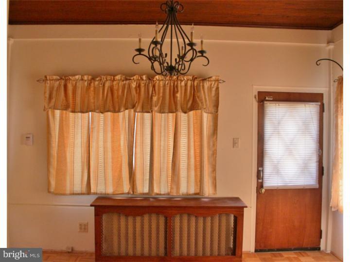 4314 Decatur Street Philadelphia, PA 19136 - Photo 12 of 25 Office / Study