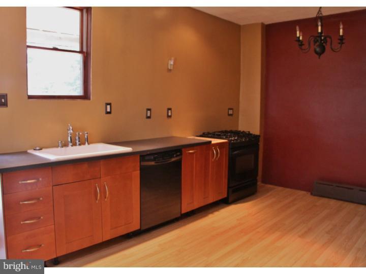 4314 Decatur Street Philadelphia, PA 19136 - Photo 15 of 25 Kitchen