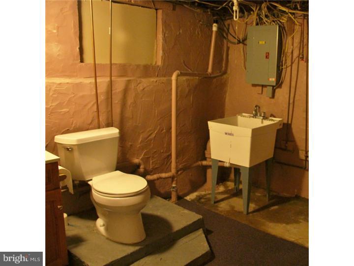4314 Decatur Street Philadelphia, PA 19136 - Photo 24 of 25 Basement