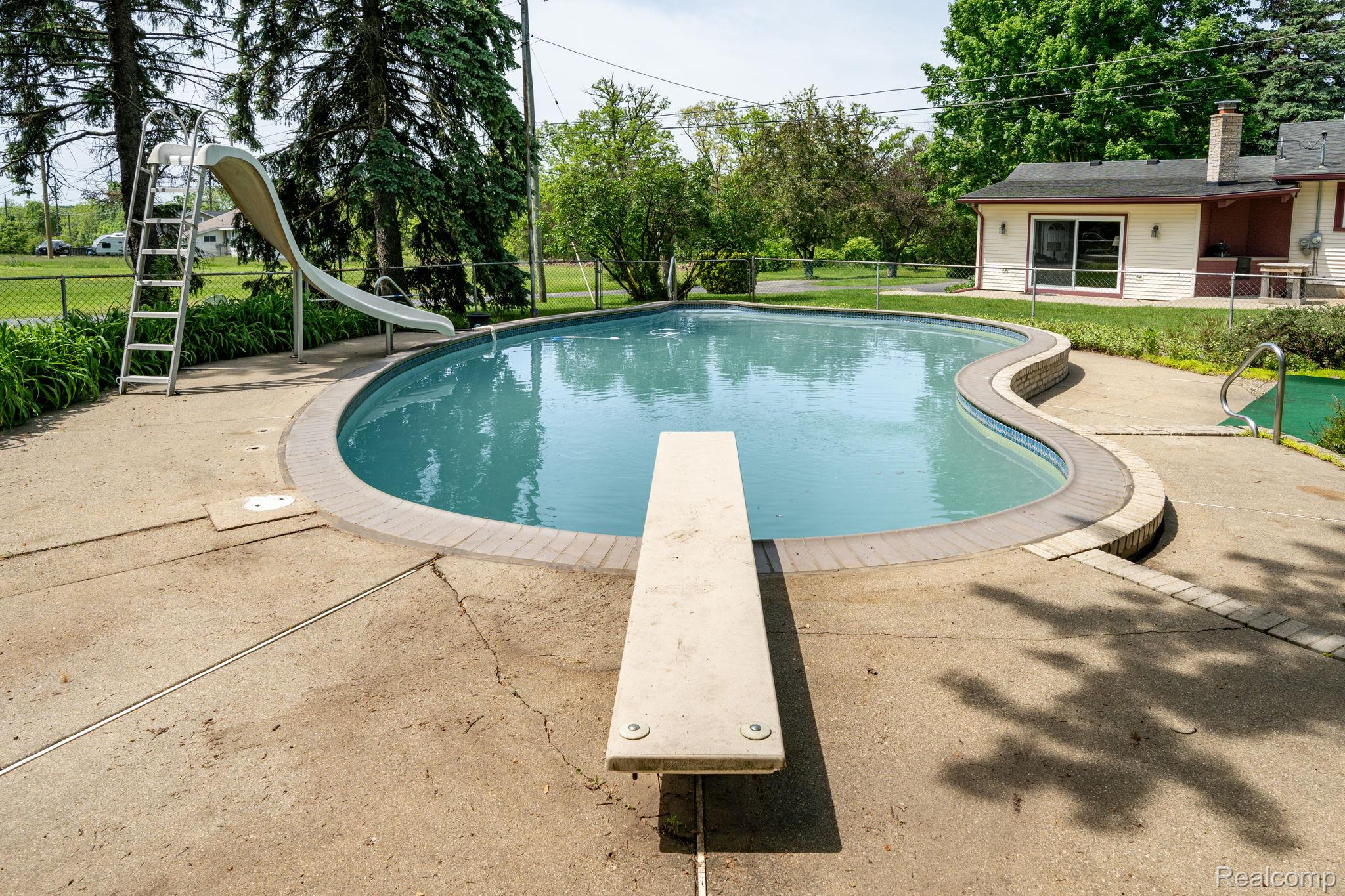 5871 Brewster Road Rochester, MI 48306 - Photo 41 of 50 35-web-or-mls-5871 Brewster Rd-35.jpg