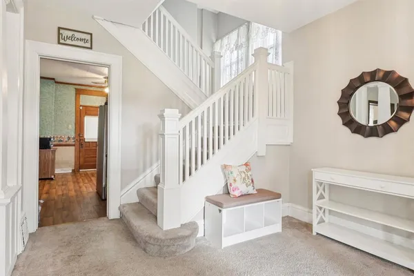 a view of entryway and hall