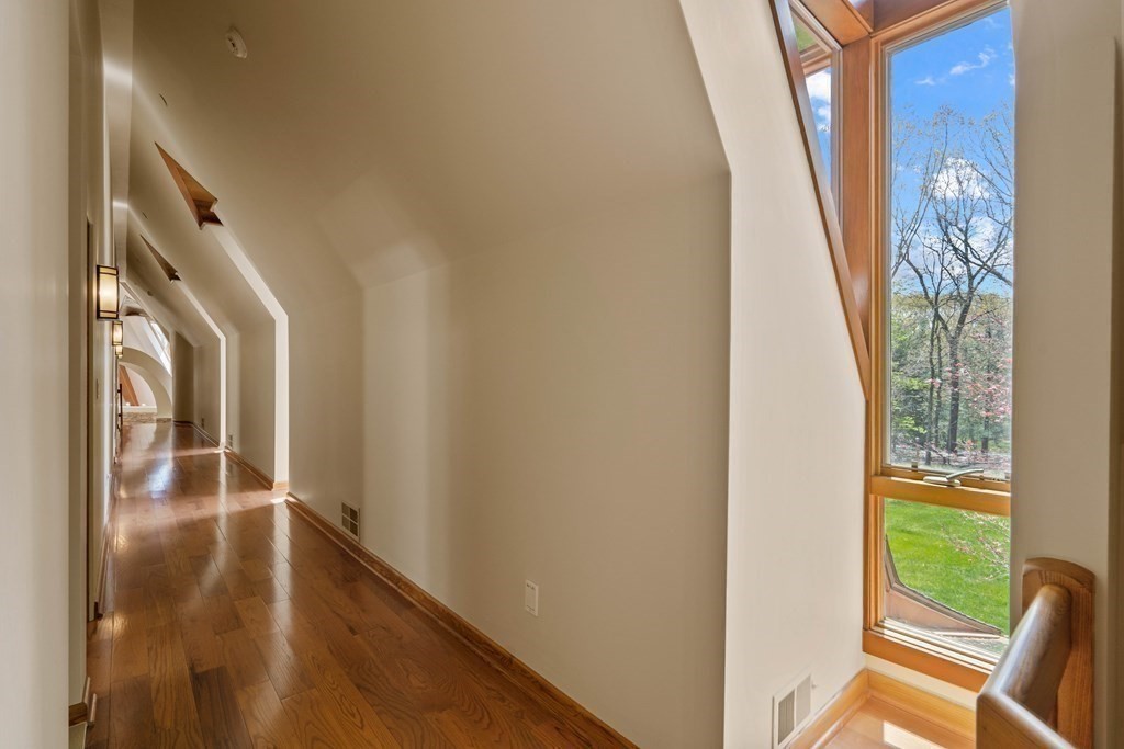 44 Sears Road Southborough, MA 01772 - Photo 22 of 41