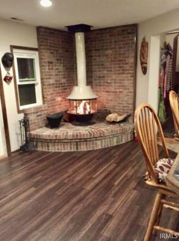 9375 Cooper Road Indianapolis, IN 46077 - Photo 4 of 10