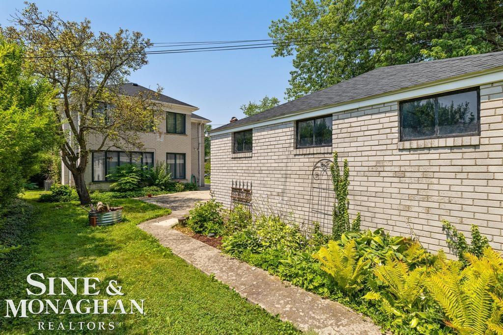 840 Harcourt Road Grosse Pointe, MI 48230 - Photo 34 of 36