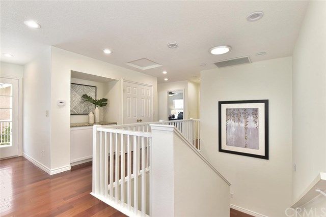 $1,349,000 | 1720 Emerald Cove Way, Seal Beach, CA 90740