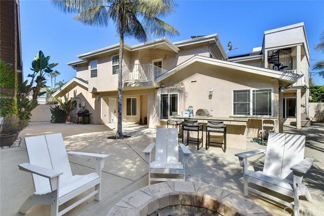 $1,349,000 | 1720 Emerald Cove Way, Seal Beach, CA 90740