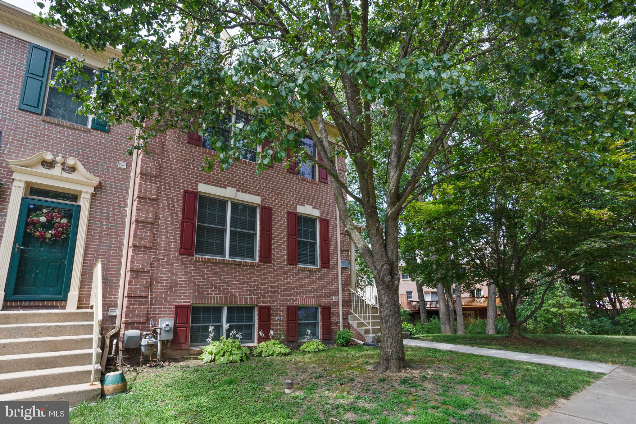 952 Walnut Wood Road Cockeysville, MD 21030 - Photo 3 of 39