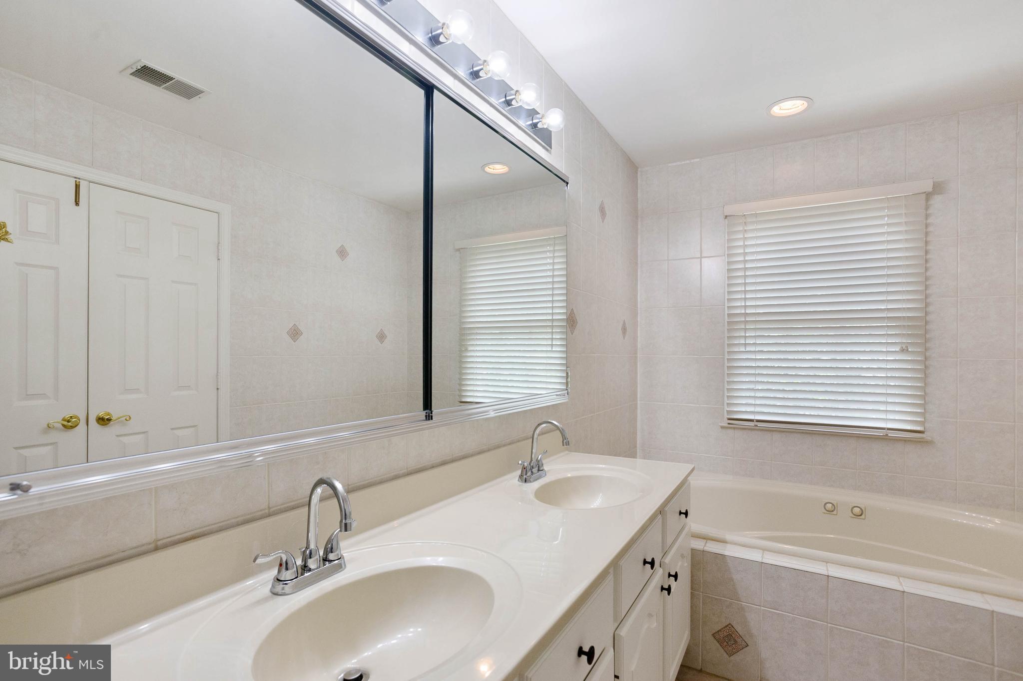 952 Walnut Wood Road Cockeysville, MD 21030 - Photo 28 of 39