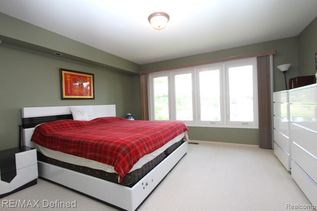 2332 Ulster Road Rochester Hills, MI 48309 - Photo 25 of 38