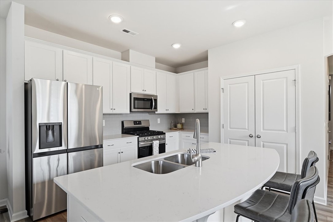 455 Bee Cv Way Pendleton, SC 29670 - Photo 6 of 32