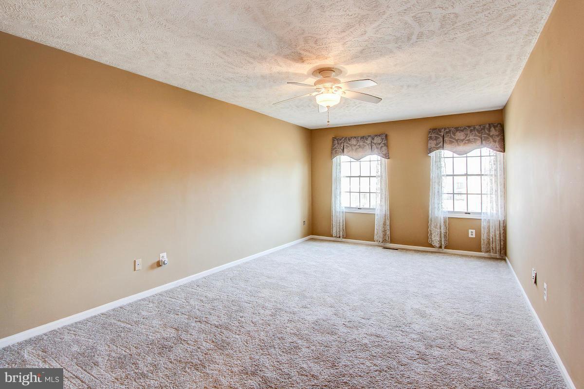 12501 Cross Country Lane Reston, VA 20191 - Photo 13 of 29 Expansive Master Suite