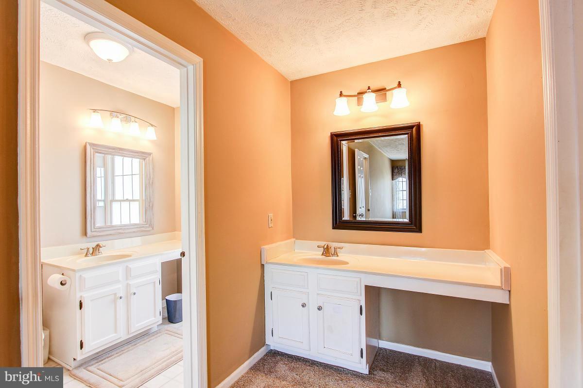 12501 Cross Country Lane Reston, VA 20191 - Photo 16 of 29 Dressing Area with additional Vanity in Master