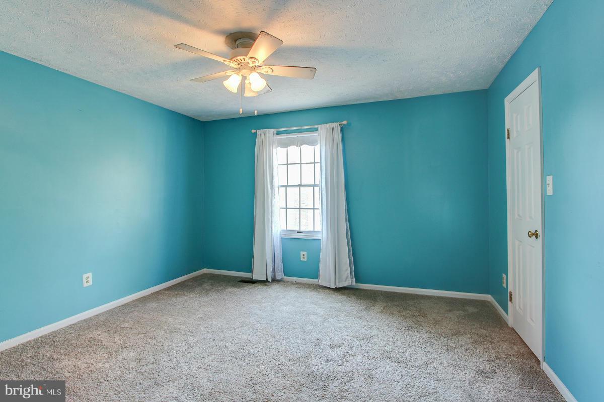 12501 Cross Country Lane Reston, VA 20191 - Photo 21 of 29 Bedroom