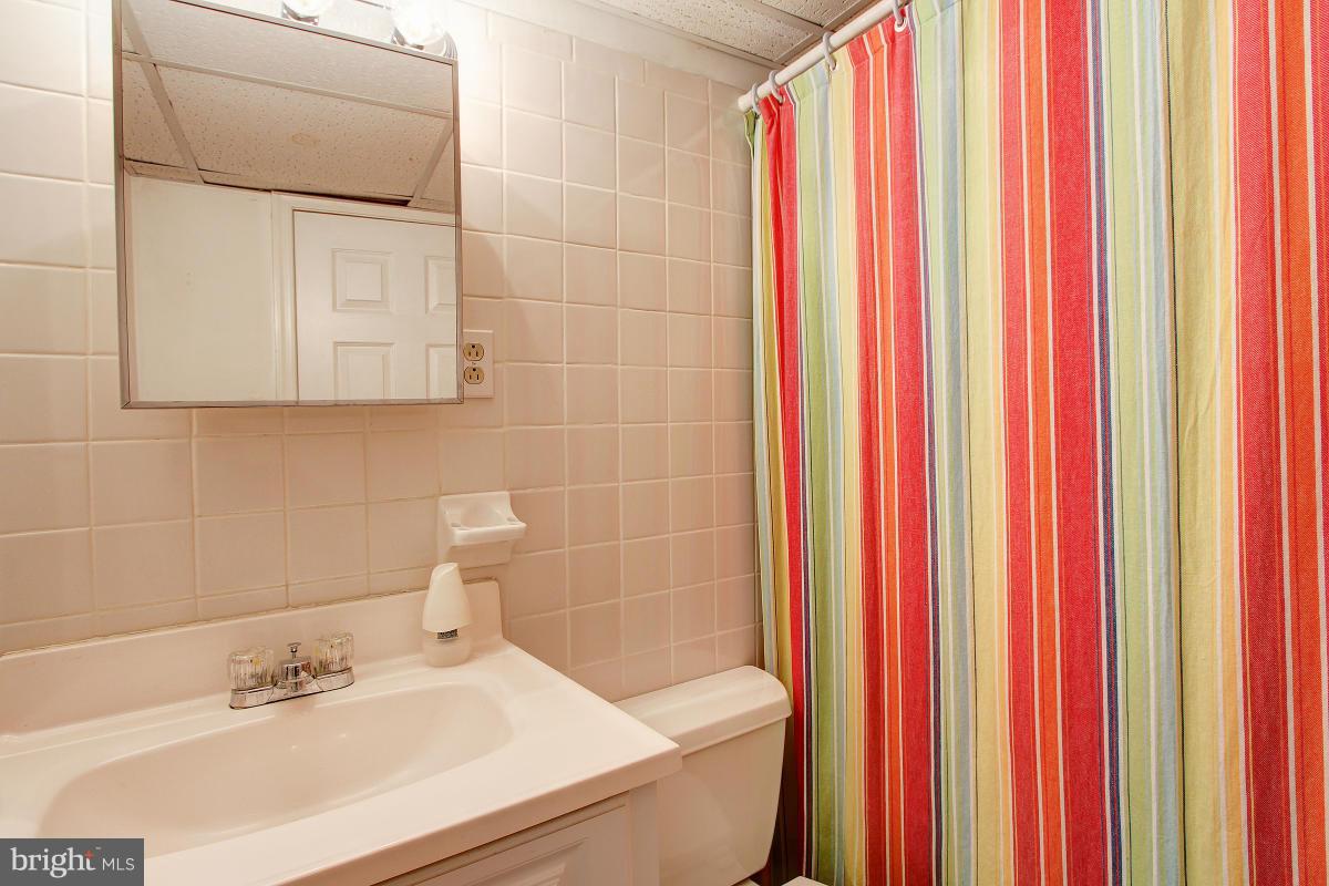 12501 Cross Country Lane Reston, VA 20191 - Photo 24 of 29 Full Bath for Lower Level