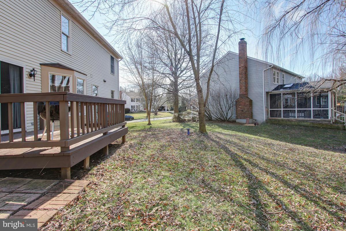 12501 Cross Country Lane Reston, VA 20191 - Photo 27 of 29 Wonderful Yard